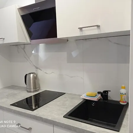 Wypoczynek Pod Lasem 홈스테이 쿠도바-즈루이