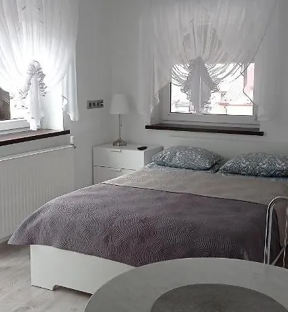 Wypoczynek Pod Lasem Privatunterkunft *