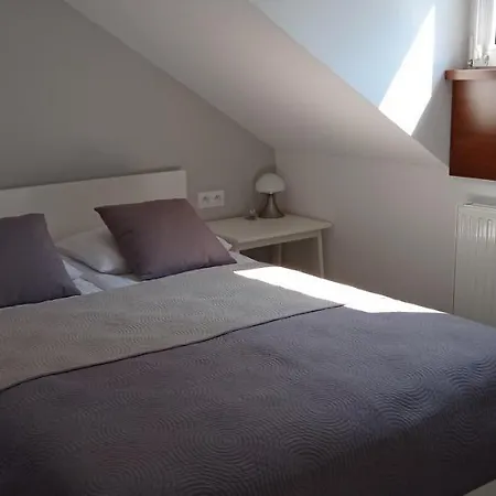 Wypoczynek Pod Lasem Privatunterkunft