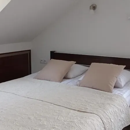 Privatunterkunft Wypoczynek Pod Lasem Bad Kudowa